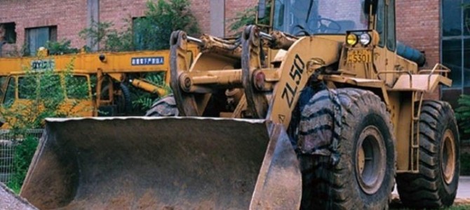 この絵の中に人が潜んでいます。どこにいるでしょうか？【12問あります】