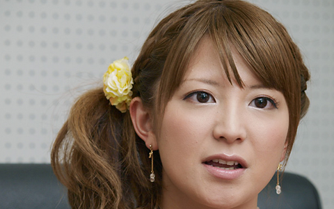 矢口真里が髪をばっさりカットしてイメチェン！！