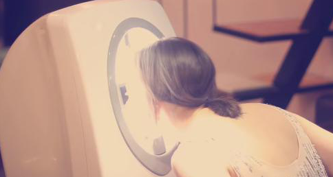 たった30秒間でフルメイクが完成!? 驚きの「顔」プリンターが登場！？