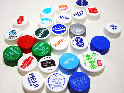 【悲報】ペットボトルのふた集めてワクチンがワクチン代になってないことが判明！！