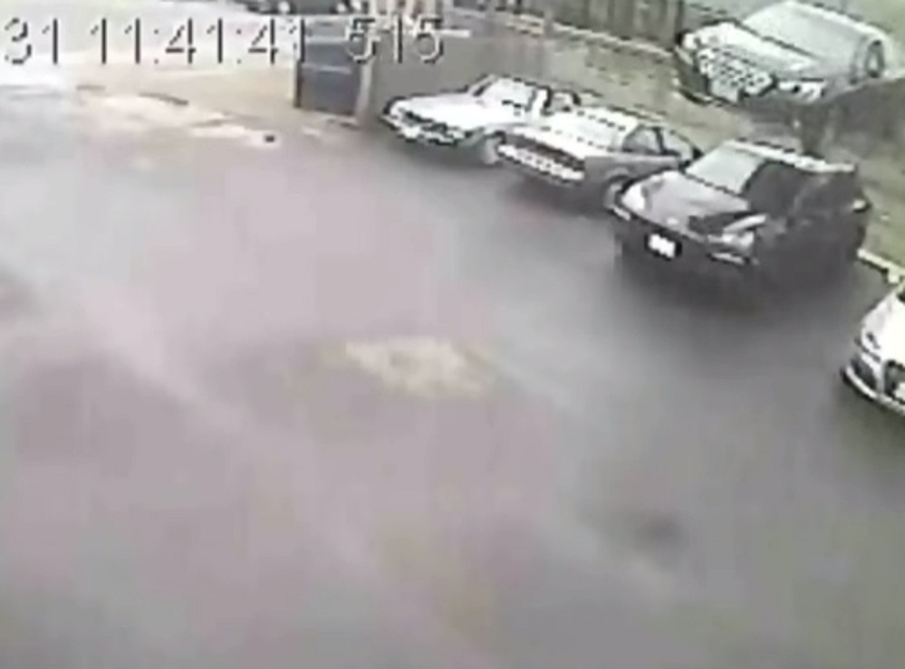 32d809445b4e58de1b21ffefa4c7ad34