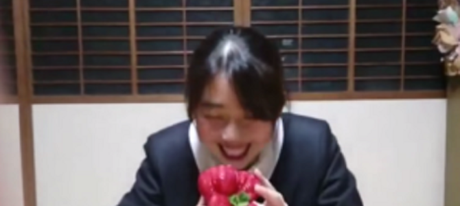 ギネス記録に認定された「世界一重いイチゴ」がでかい！！