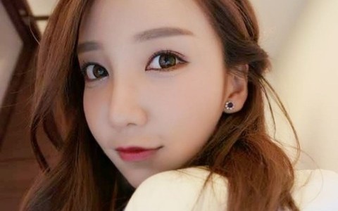 ざわちんが体重公表“５２・７キロ” ブログでダイエット宣言