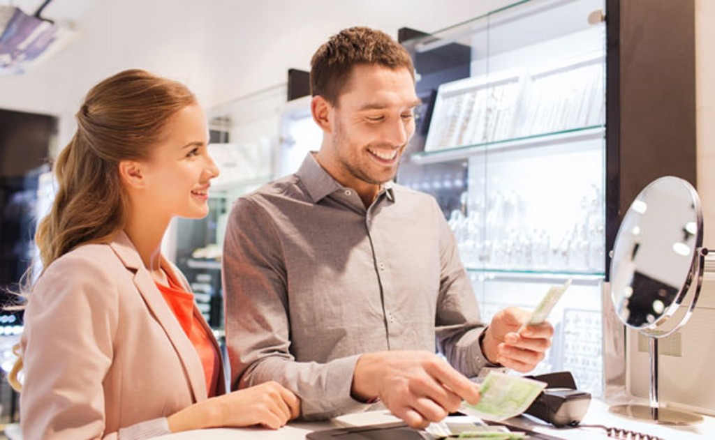 150423_woman-be-treated