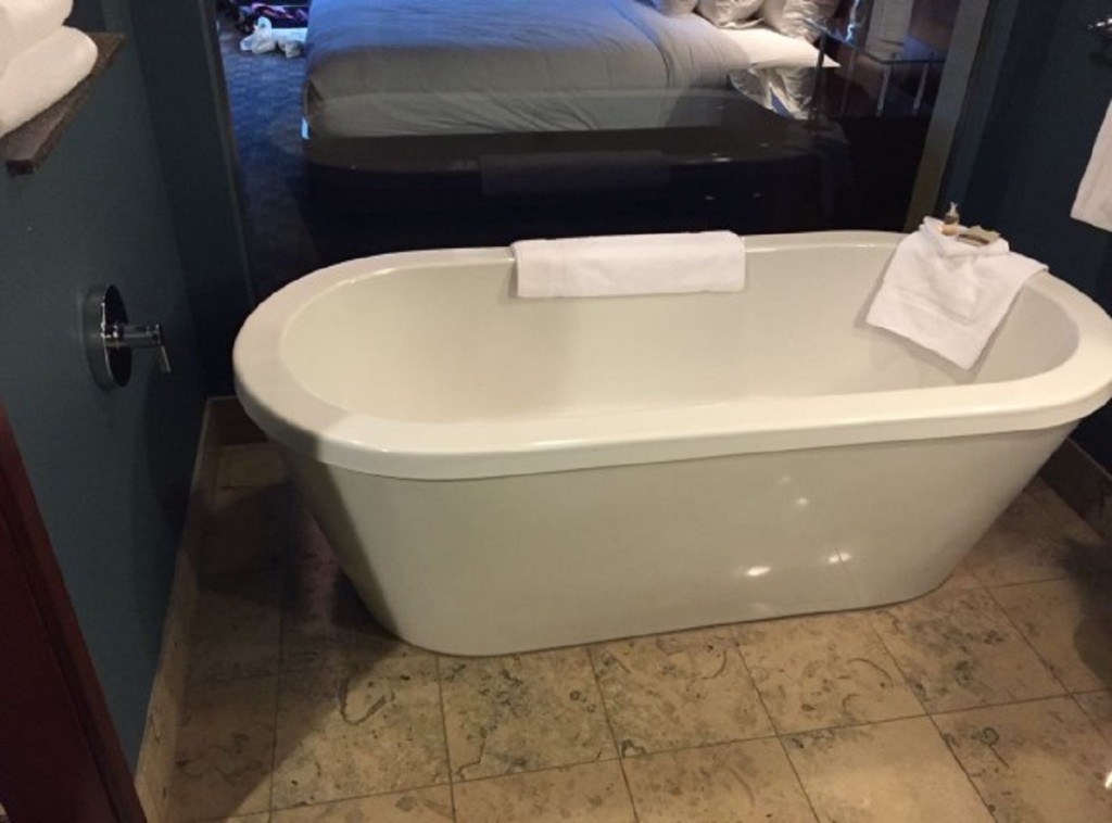 c81e728d9d4c2f636f067f89cc14862c5-640x480