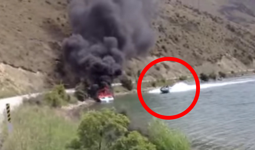 452e863f9476fd30b489727d5da92c68-1