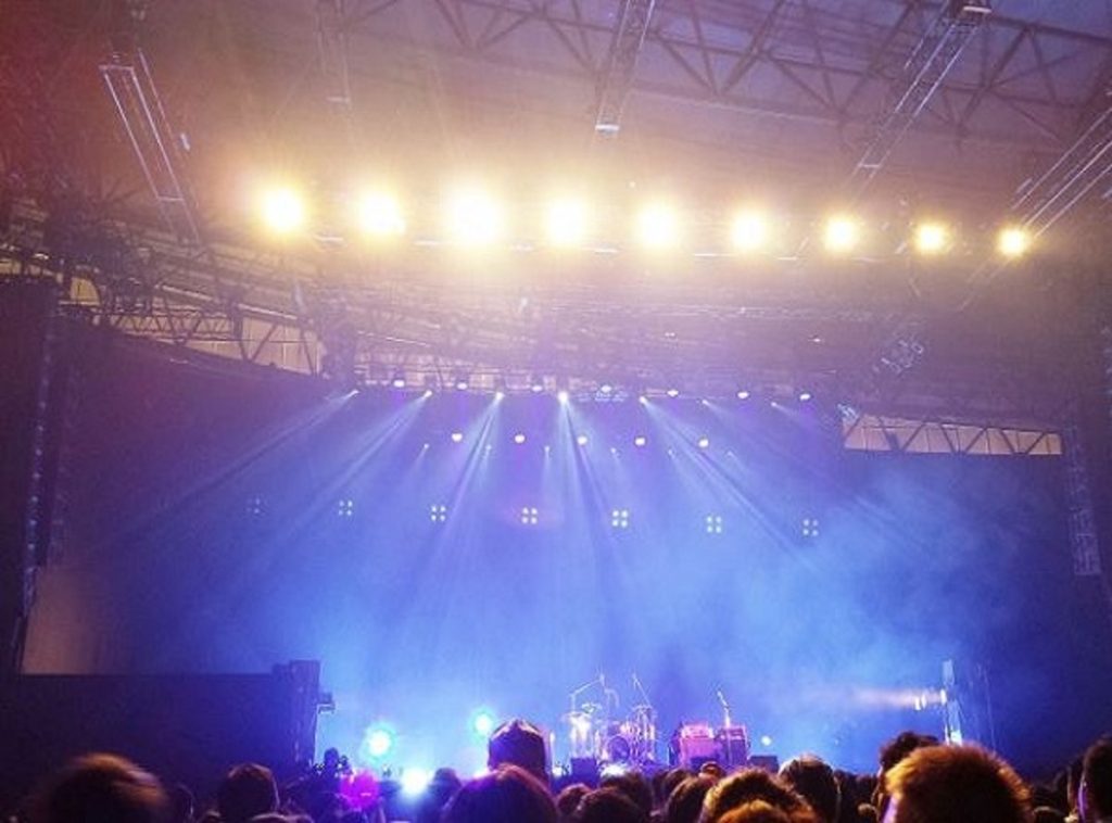 b5cebd7b06669d371a2c9d8c4e1d137e