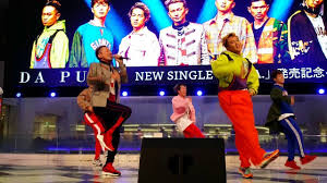 ISSA 安室振り付け!ファンを中心に涙と感動の声が続出 ISSA 安室振り付け!ファンを中心に涙と感動の声が続出