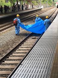 【学生の飛び込み】中央線（快速）国分寺駅で人身事故