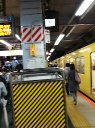 西武池袋線 大泉学園駅で人身事故 帰宅ラッシュで大混雑 西武池袋線 大泉学園駅で人身事故 帰宅ラッシュで大混雑