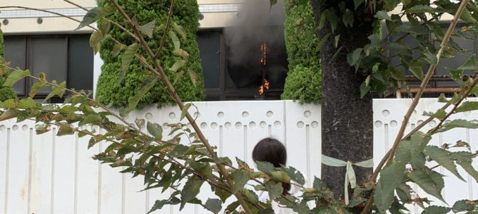 大阪府大阪市北区東天満の堀川小学校で火事