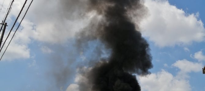 埼玉県所沢市新郷の産業廃棄物処理場で大規模な火事