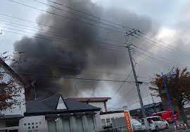 千葉県四街道市で火災発生か　激しい黒煙が上がる