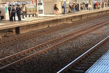JR宇都宮線　列車内で不審者情報　警察が出動