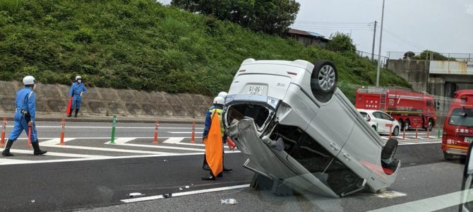 常磐道 千代田PA付近で事故