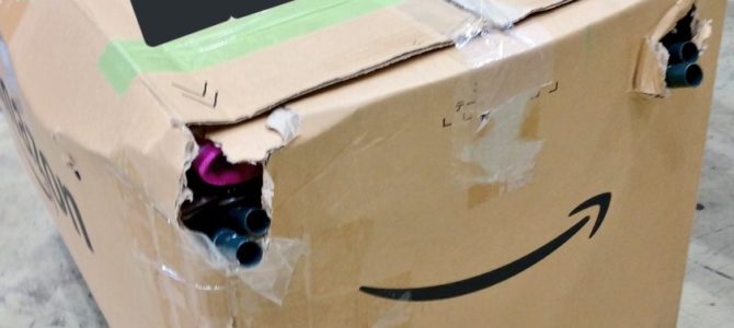 デザフェス出展者が悲鳴!佐川急便にズタボロにされた デザフェス出展者が悲鳴!佐川急便にズタボロにされた