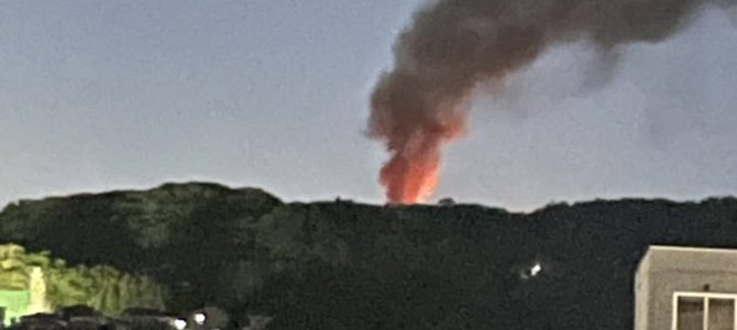 長崎 佐世保市楠木町付近で火事!「大野のゴルフ場当たりが火事」 長崎 佐世保市楠木町付近で火事!「大野のゴルフ場当たりが火事」