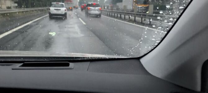 圏央道 鶴ヶ島IC→狭山日高IC付近で事故「トラックが炎上、すごい煙」 圏央道 鶴ヶ島IC→狭山日高IC付近で事故「トラックが炎上、すごい煙」