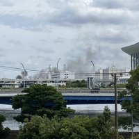 神奈川県横浜市　パシフィコ横浜付近ポートサイド地区付近で火事