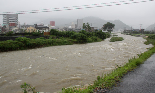 【速報 】広島市で根谷川が氾濫！！