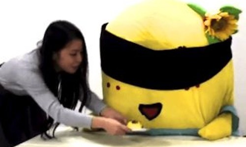 ふなっしー、目隠しで食レポ。共食いで激怒！！