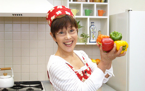 平野レミさん盛りつけがうまくいかず放送事故！！