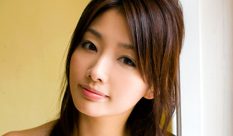 眞鍋かをりの公式ブログに殺害予告を書き込んだ30代の男を逮捕！！