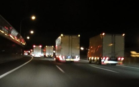 深夜の路上で変態を激写！！！