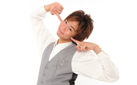 【バカッター】楽しんごが盗撮画像を晒され激怒→普段はただのおっさんだった事が発覚！！