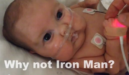 入院中の赤ちゃんにハロウィーンでお父さんがしてあげたことが海を越えて高評価！！