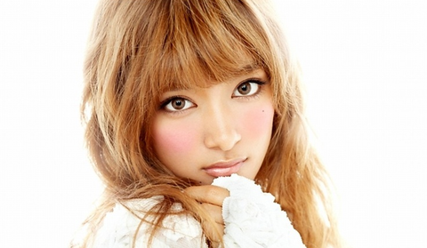 ローラのレギュラー番組が無くなった理由とは！？