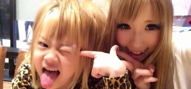 【ギャルママ】「6歳のホスト琉ちゃろ」のママ「ちいめろ」の素顔が… 【ギャルママ】「6歳のホスト琉ちゃろ」のママ「ちいめろ」の素顔が…
