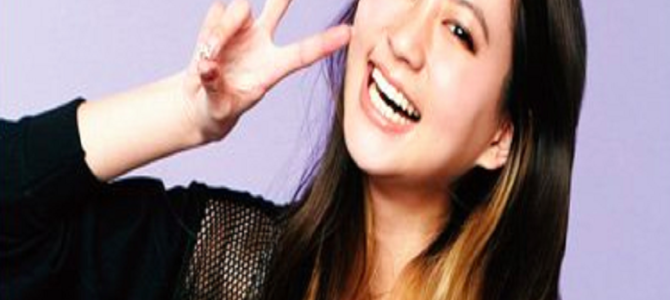 河北麻友子がミニスカで細すぎる美脚を披露！！