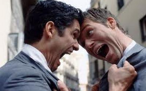 『嵐ファンvs三代目JSBファン』 収束不能バトルが勃発!!! 『嵐ファンvs三代目JSBファン』 収束不能バトルが勃発!!!