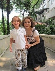 【画像】デヴィ夫人、恋人の写真を番組で公開！「男前！」「イケメン！」と絶賛の声