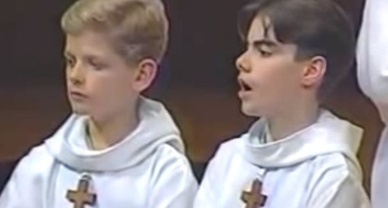 パリの少年合唱団の「ニャー」という歌声がステキすぎる動画