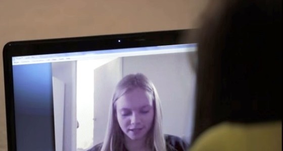 涙があふれる･･･片腕のない二人の少女が８年という時を越えて出会った瞬間