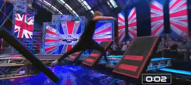 さすが野生！パルクールのプロが「SASUKE」に挑戦した結果、全ての障害を軽々一発クリア！圧倒的にレベルが違う！！