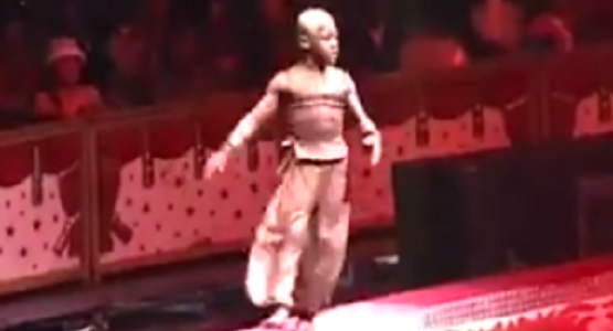 9歳でこの貫禄！サーカス団の少年の身体能力が神がかっている。