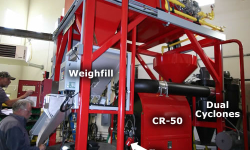 粉から本格的なピザを作れる全自動ピザ作りマシーン！内部の様子を大公開！