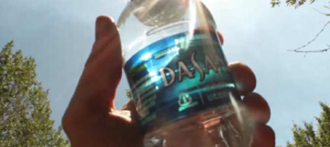 ペットボトルで火をおこす方法！これは覚えておいて損はない！！