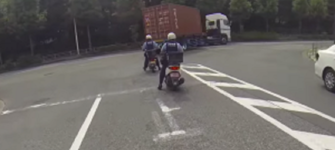 警察官が一時停止しない映像がアップされ炎上！？