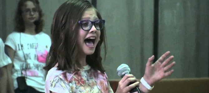 11歳の女の子が学芸会で披露したビヨンセが素晴らしい！！