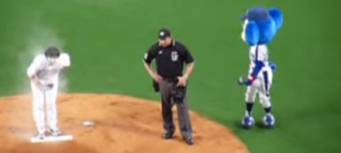 バナナマン日村、始球式でサイヤ人のオーラを放つ！！