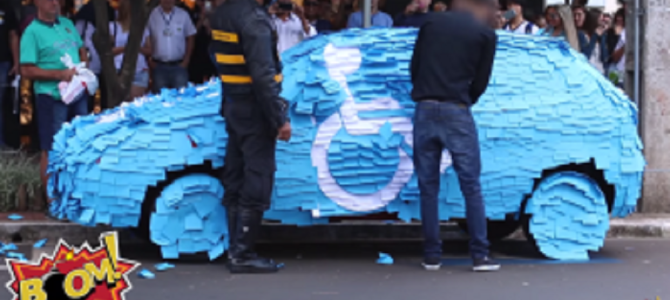 障害者じゃない人が障害者用駐車スペースに車を停めた結果、とんでもない制裁が！