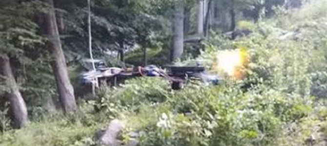 アメリカの18歳の学生がドローンに銃を付けて発砲する動画をアップし、大問題に！
