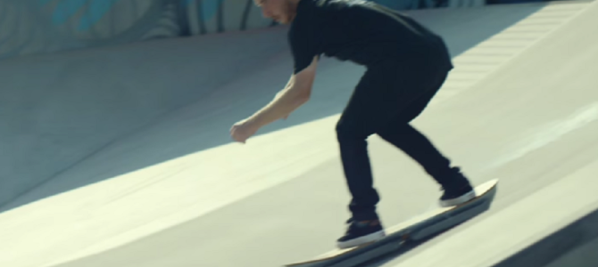 超伝導で浮くレクサスのホバーボード「SLIDE」がついにお目見え！予想を上回る性能！