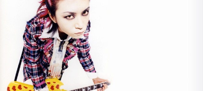 カリスマミュージシャンhideが目の前に蘇る！3Dホログラムでhideのライブを堪能せよ。