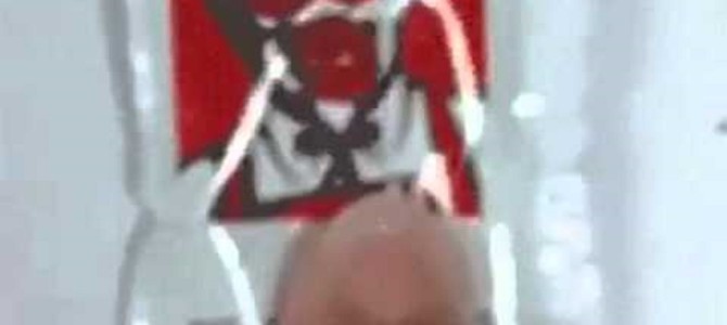 ケンタッキーフライドチキンの「ケチャップ」で出来る、とってもホラーな遊び