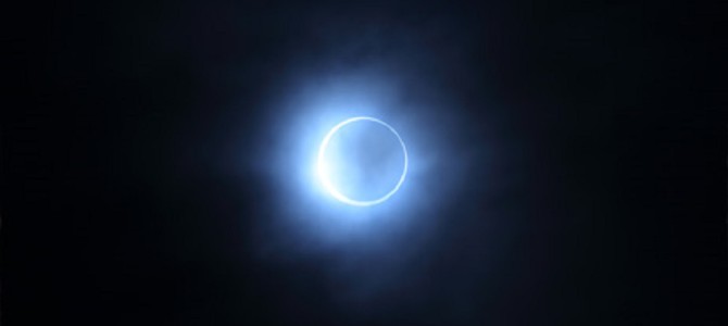 9月28日24時まで世界各国からのスーパームーンがライブ配信中！